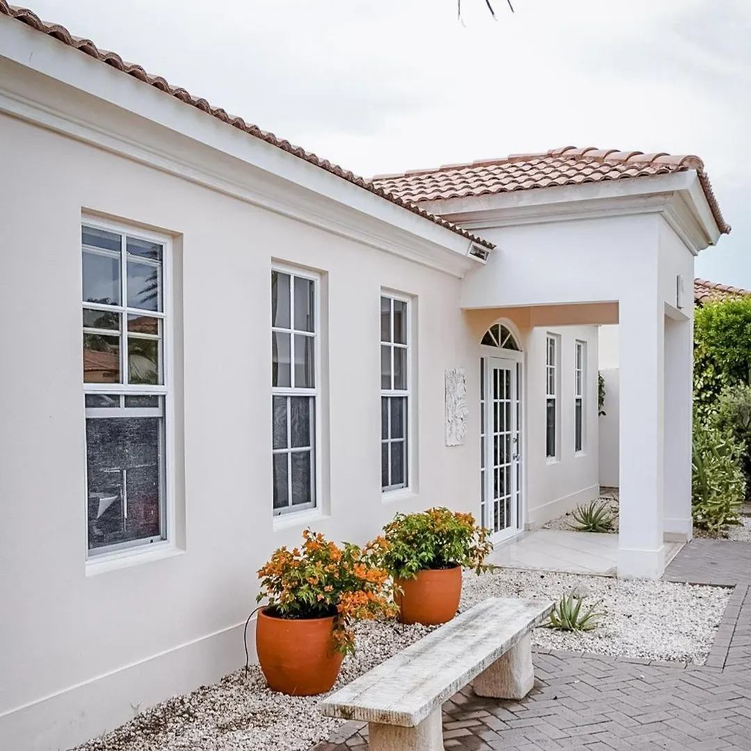 Family Villa With Private Pool & Golf Course View 팜비치
